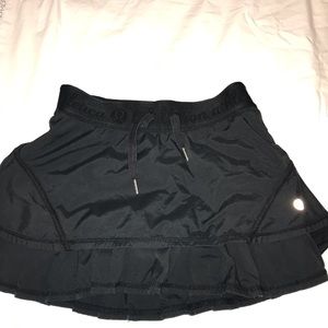 Lulu lemon tennis skirt size 2